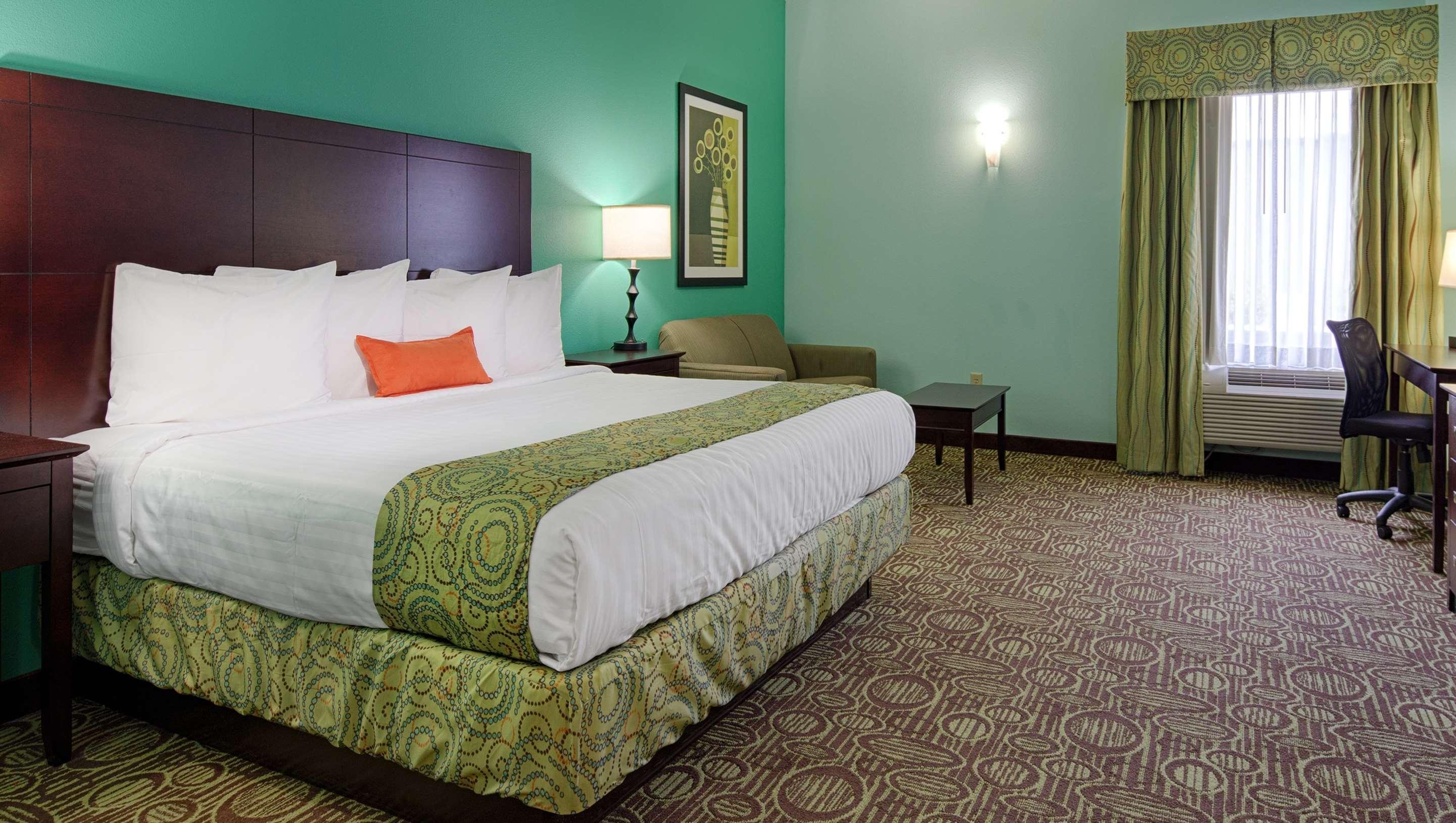 Best Western Plus Glen Allen Inn Exterior photo