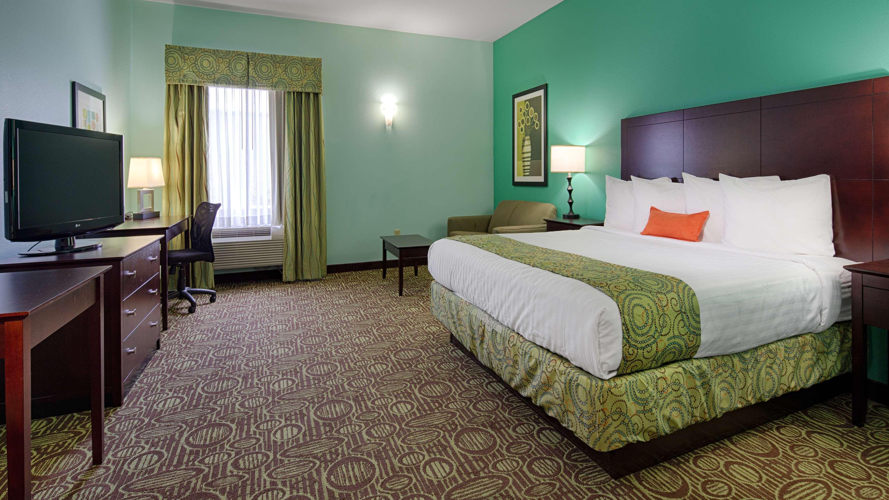 Best Western Plus Glen Allen Inn Exterior photo
