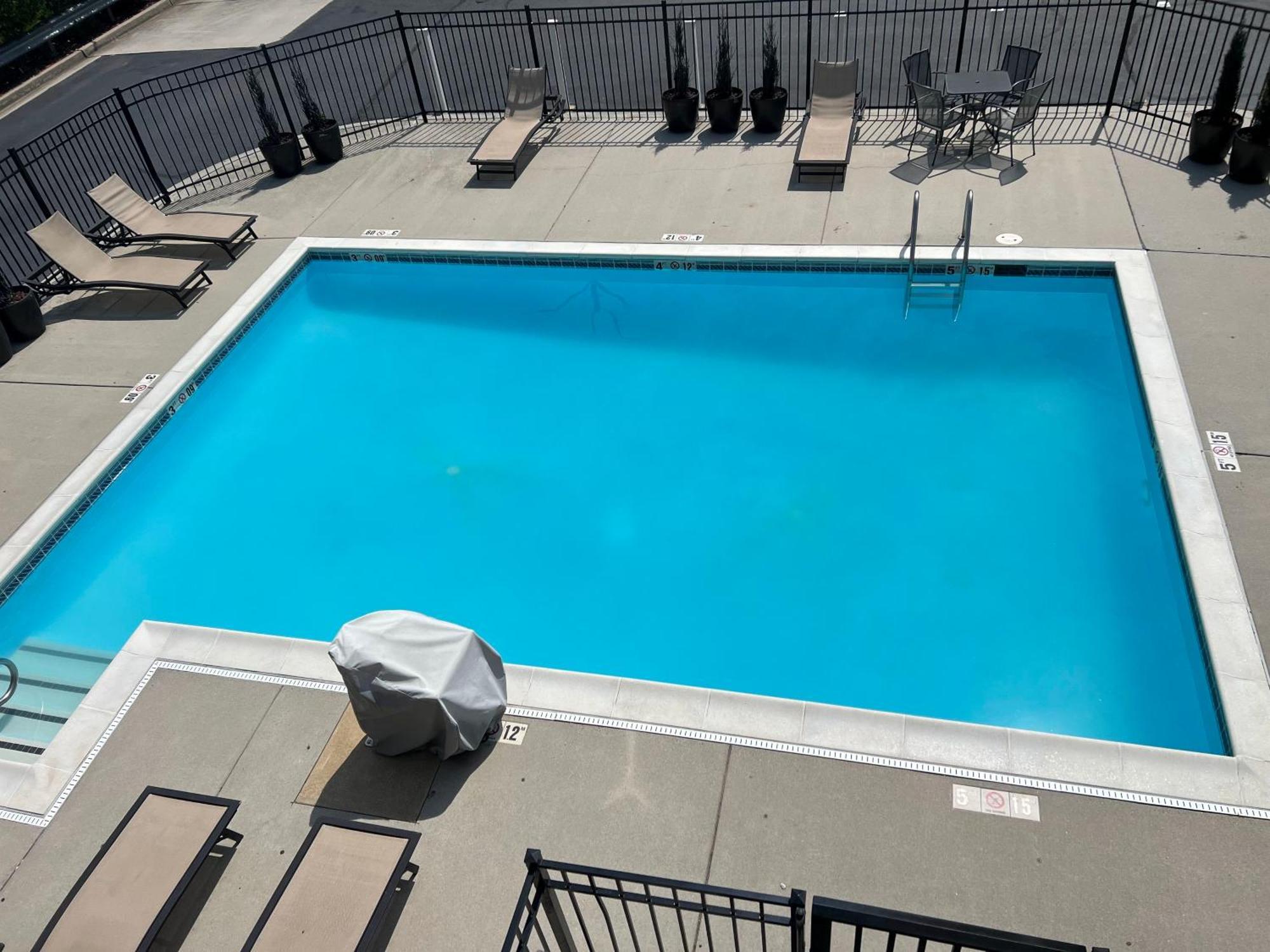 Best Western Plus Glen Allen Inn Exterior photo