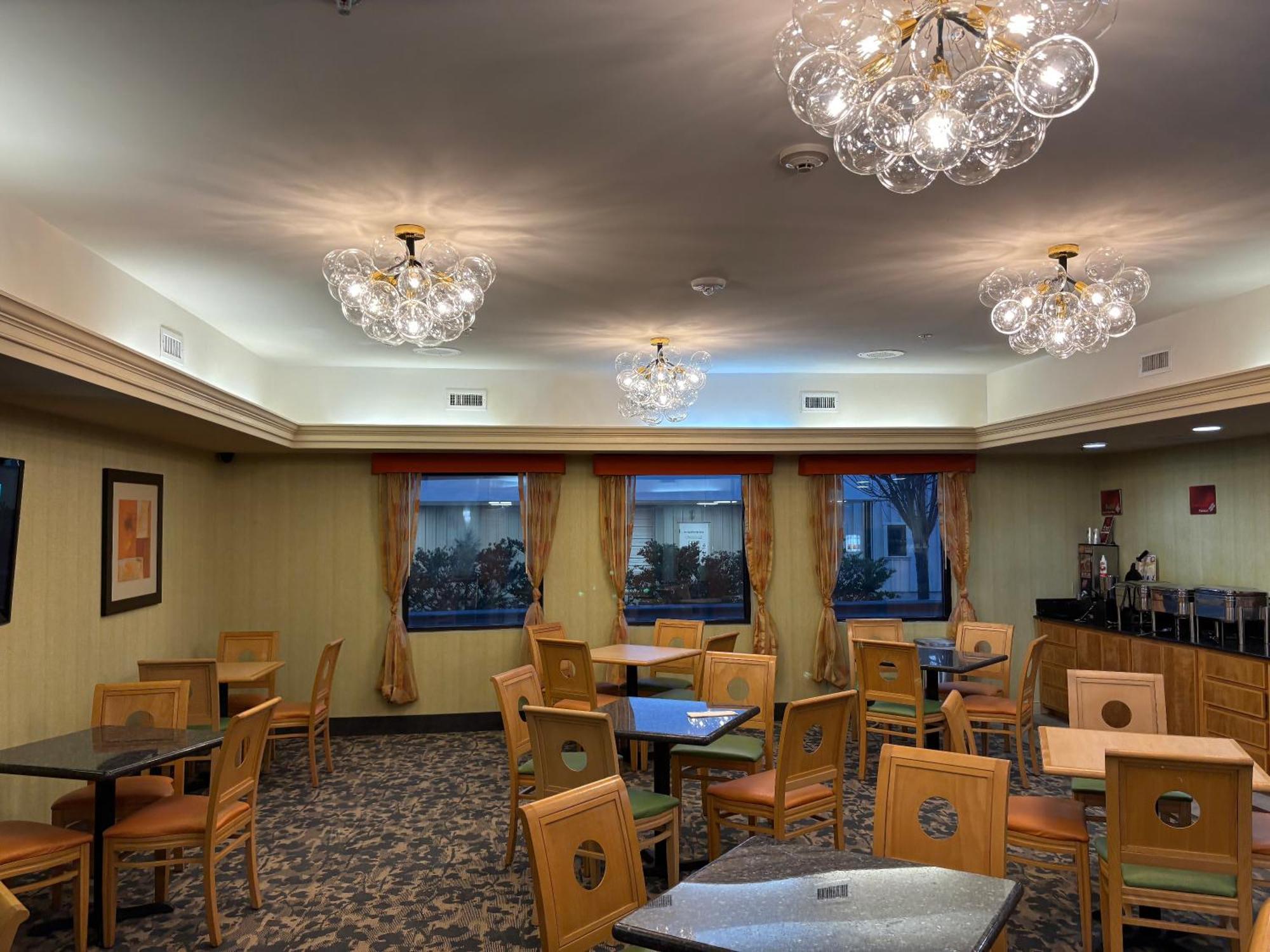 Best Western Plus Glen Allen Inn Exterior photo